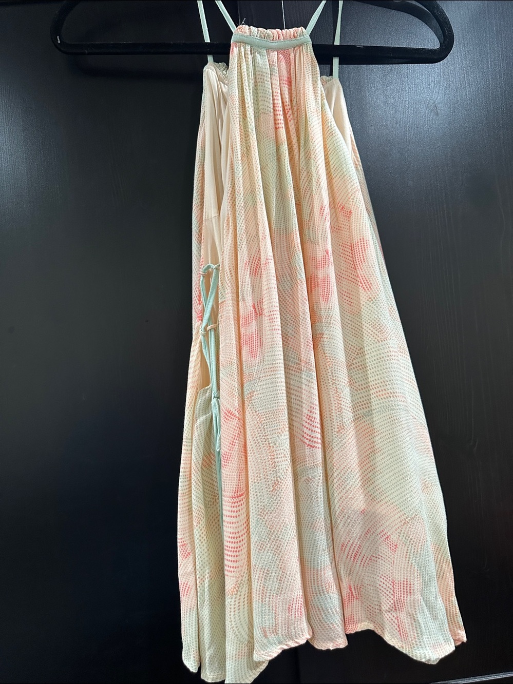 Free People
Flowy Pastel top with Spaghetti Straps - Picture 5 of 8